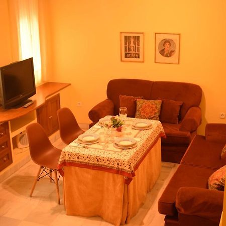 Duplex Donkey Parking Apartamento Sevilha Exterior foto